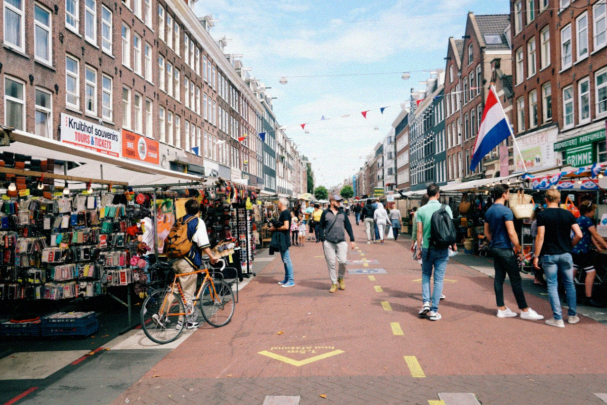 De Pijp neighbourhood — Albert Cuyp market