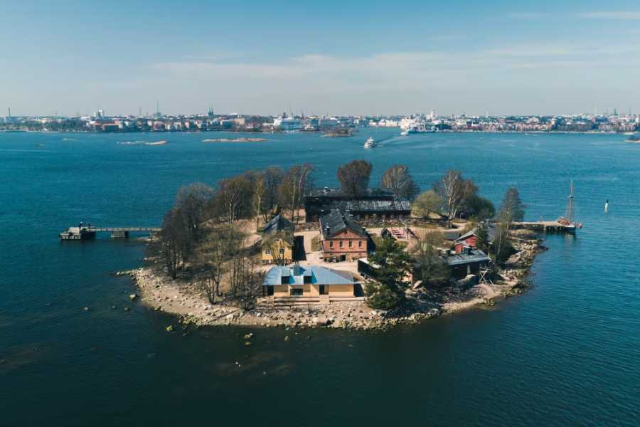 Lonna Island